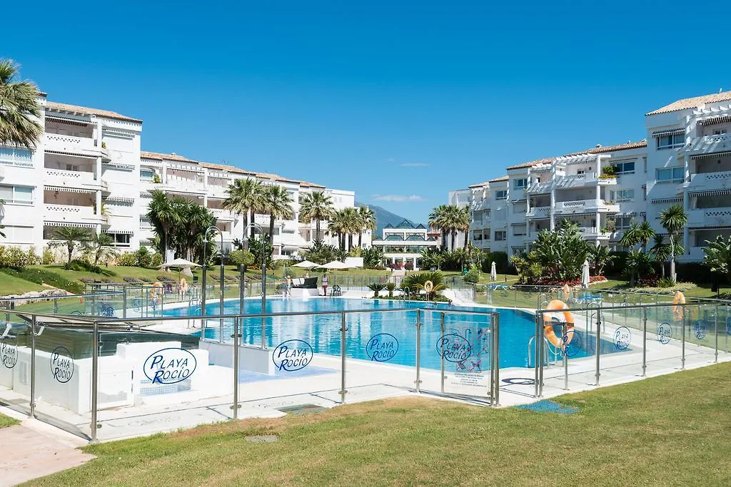 Banus Waterfront Penthouse Apartment Marbella