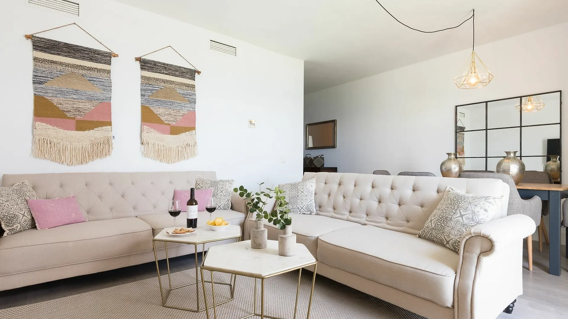 Banus Waterfront Penthouse Apartment Marbella