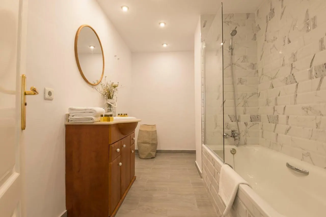 Banus Waterfront Penthouse Apartment Marbella